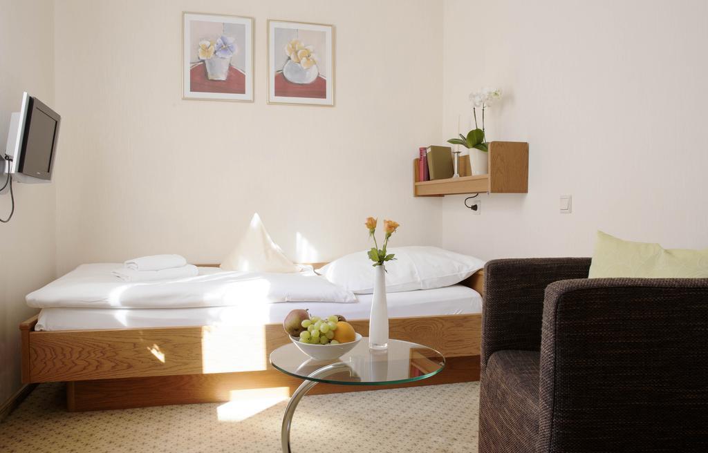 Ferien- Und Wellnesshotel Waldfrieden Hitzacker Ruang foto