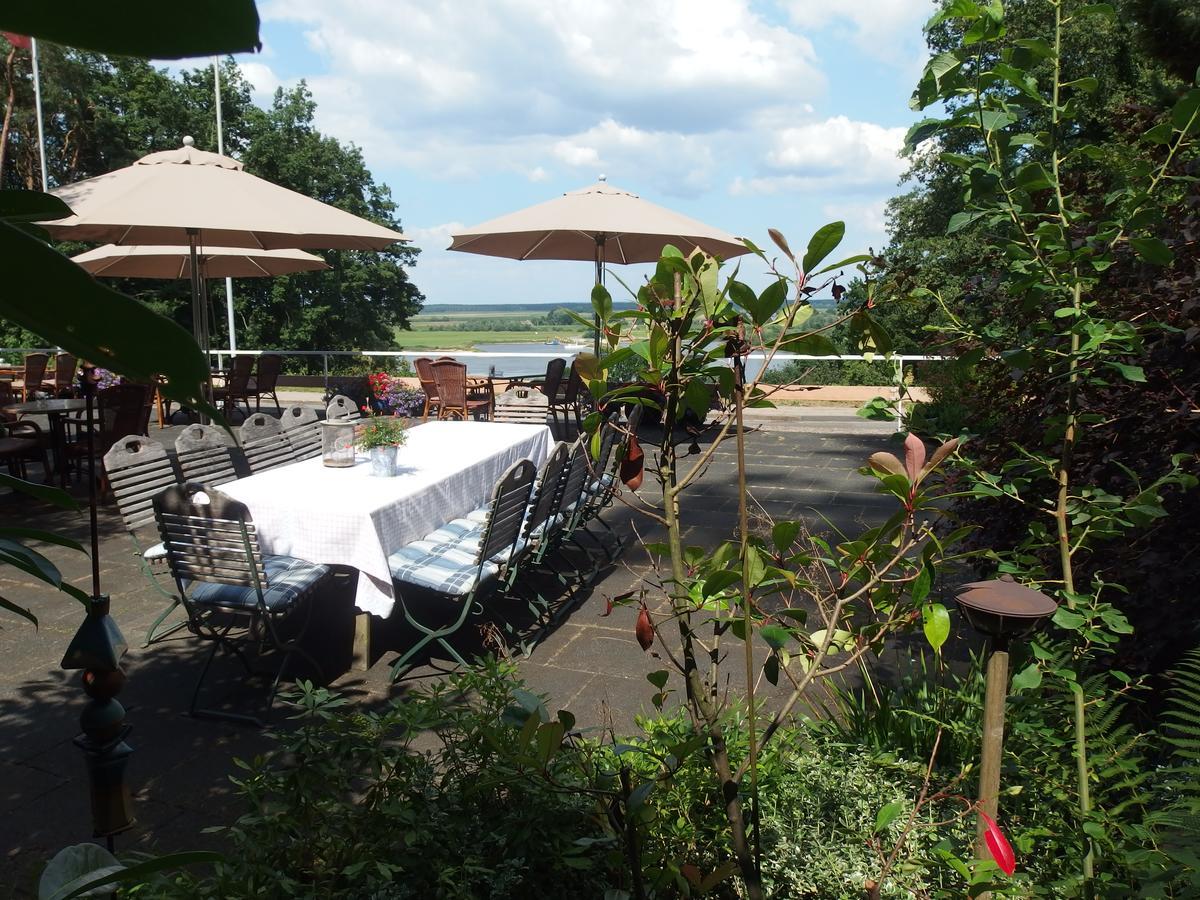 Ferien- Und Wellnesshotel Waldfrieden Hitzacker Bagian luar foto