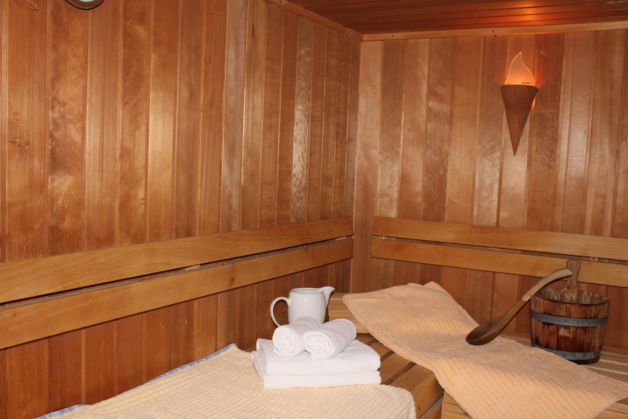 Ferien- Und Wellnesshotel Waldfrieden Hitzacker Bagian luar foto